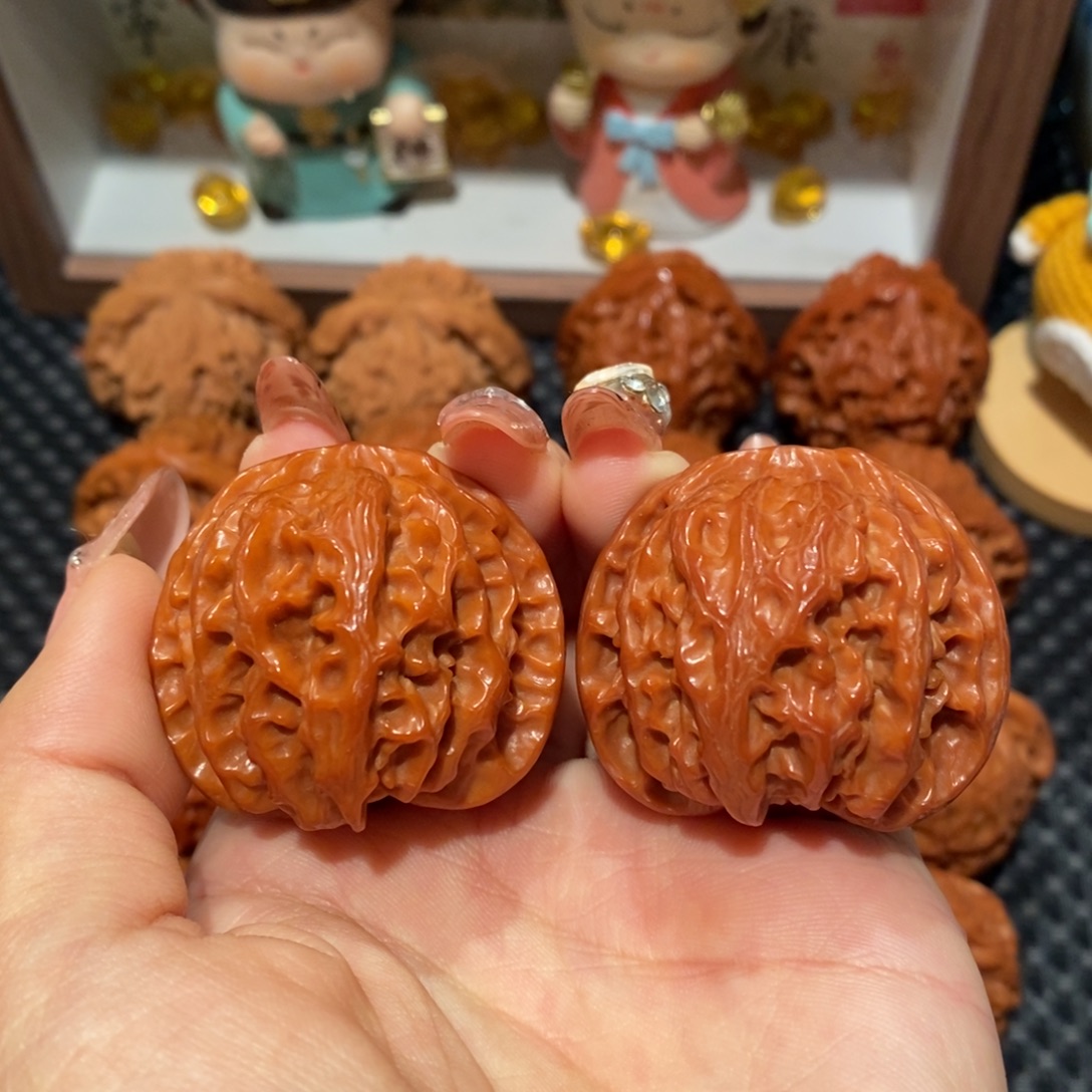 吊坠桃核38.9苹果园，1077