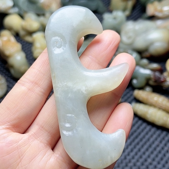 白玉菩提吊坠摆件