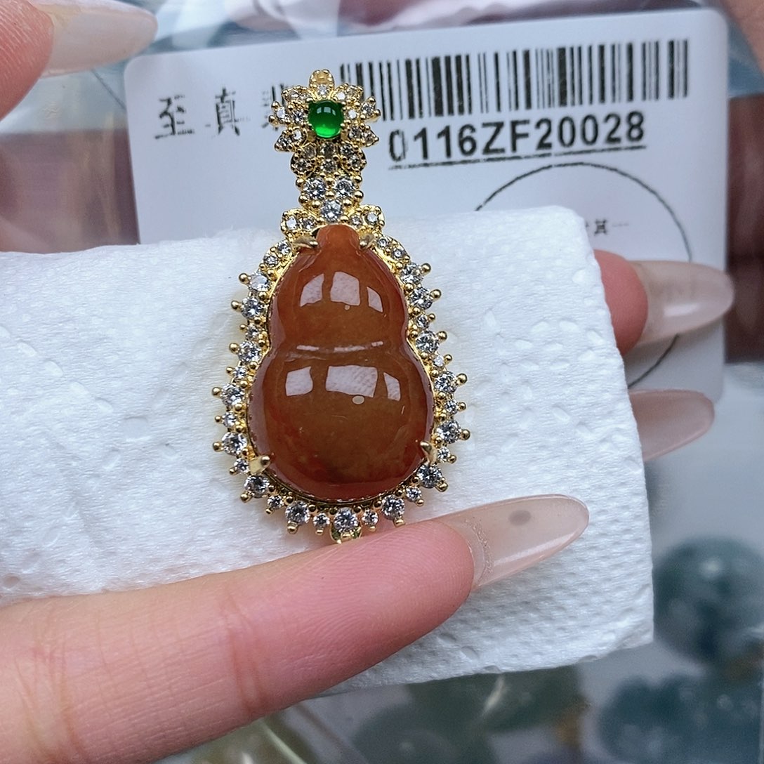 翡翠吊坠(不含链)未镶嵌