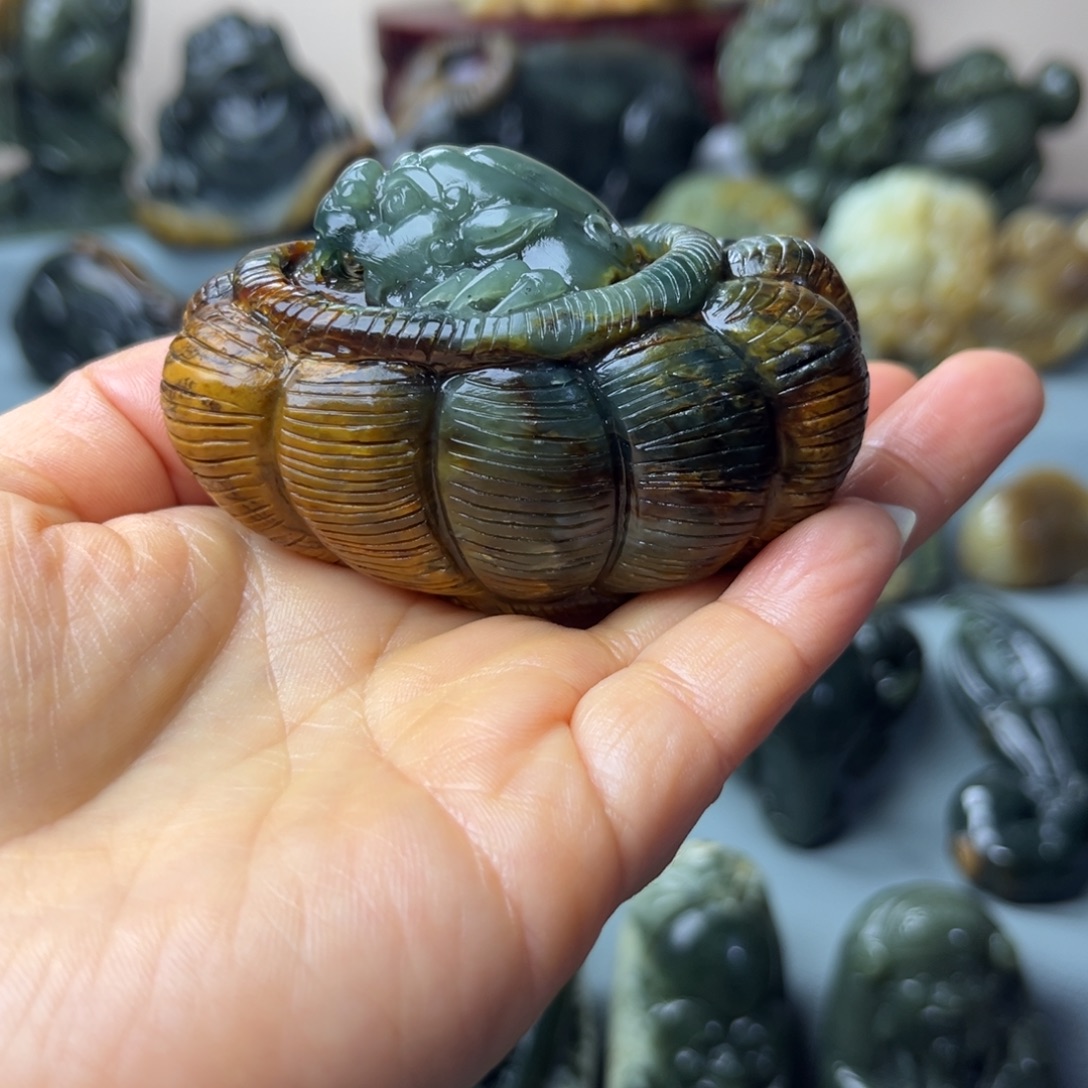 9***9岫岩河磨玉（透闪石质玉）未镶嵌把件