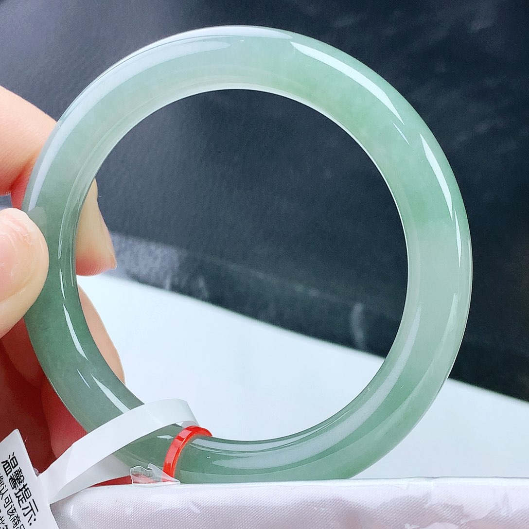 未镶嵌手镯翡翠54圈