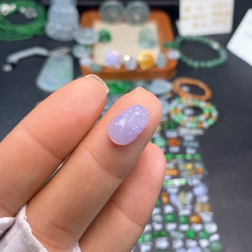 【闪购商品】翡翠挂件未镶嵌貔貅