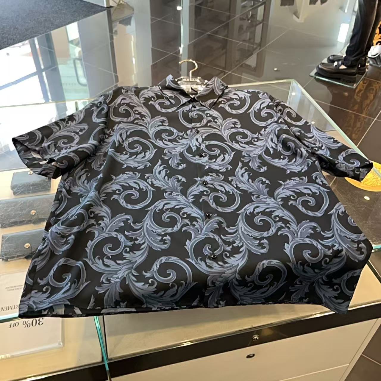 未使用 VERSACE/范思哲 男士巴洛克印花短袖衬衫黑灰