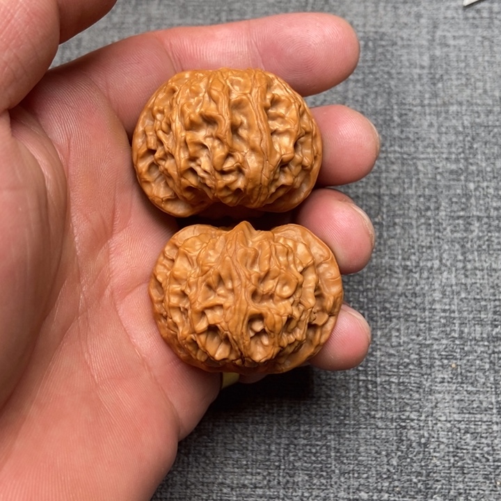 把件文玩核桃差****生苹果园差不多