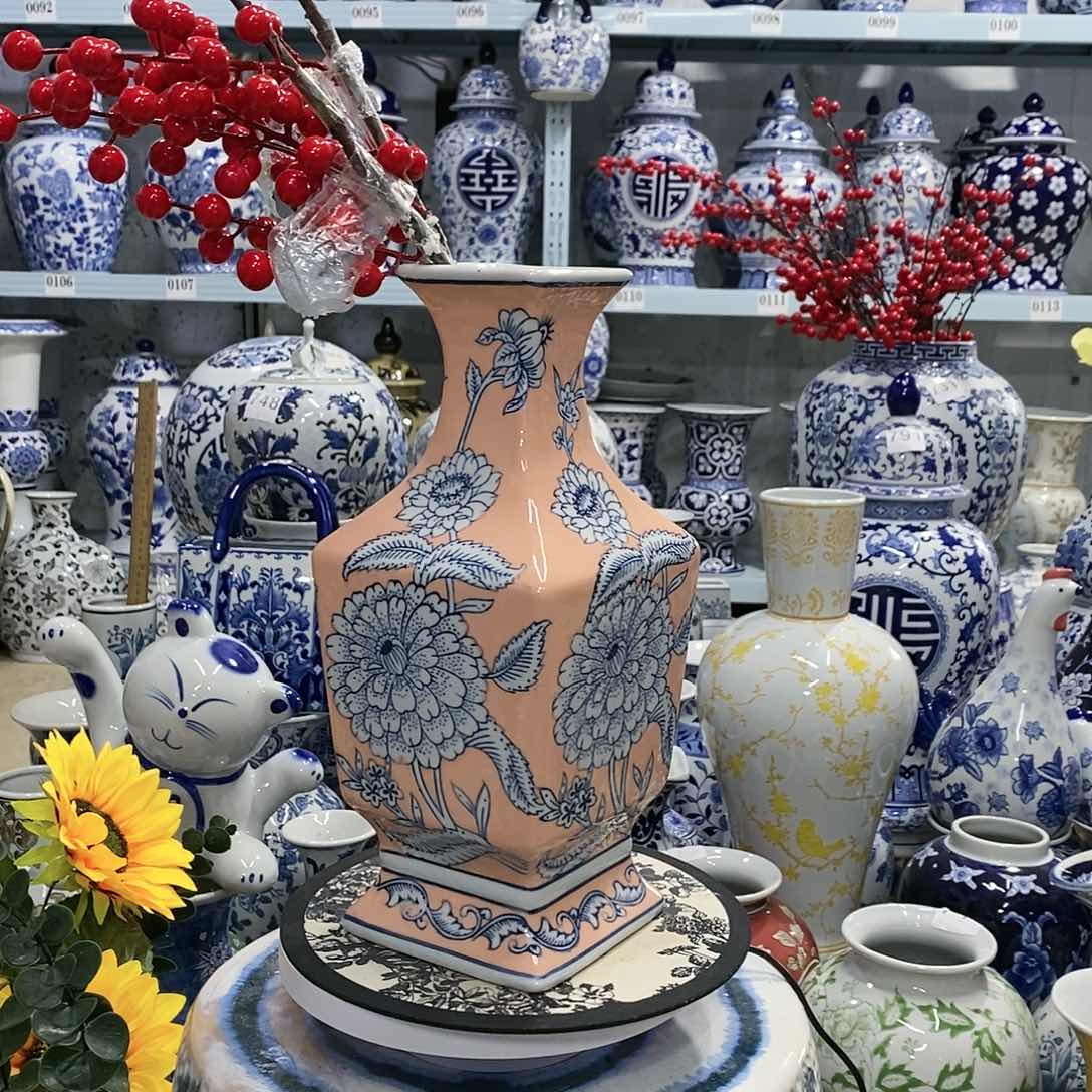 【闪购商品】摆件鱼尾瓶30.15………………………………