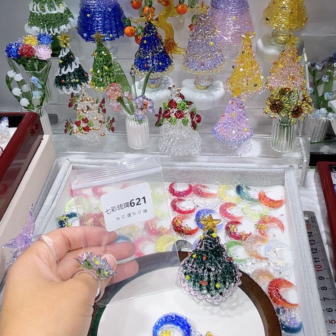 吊坠（不含链）玻璃621两个挂件一个绿色圣诞树