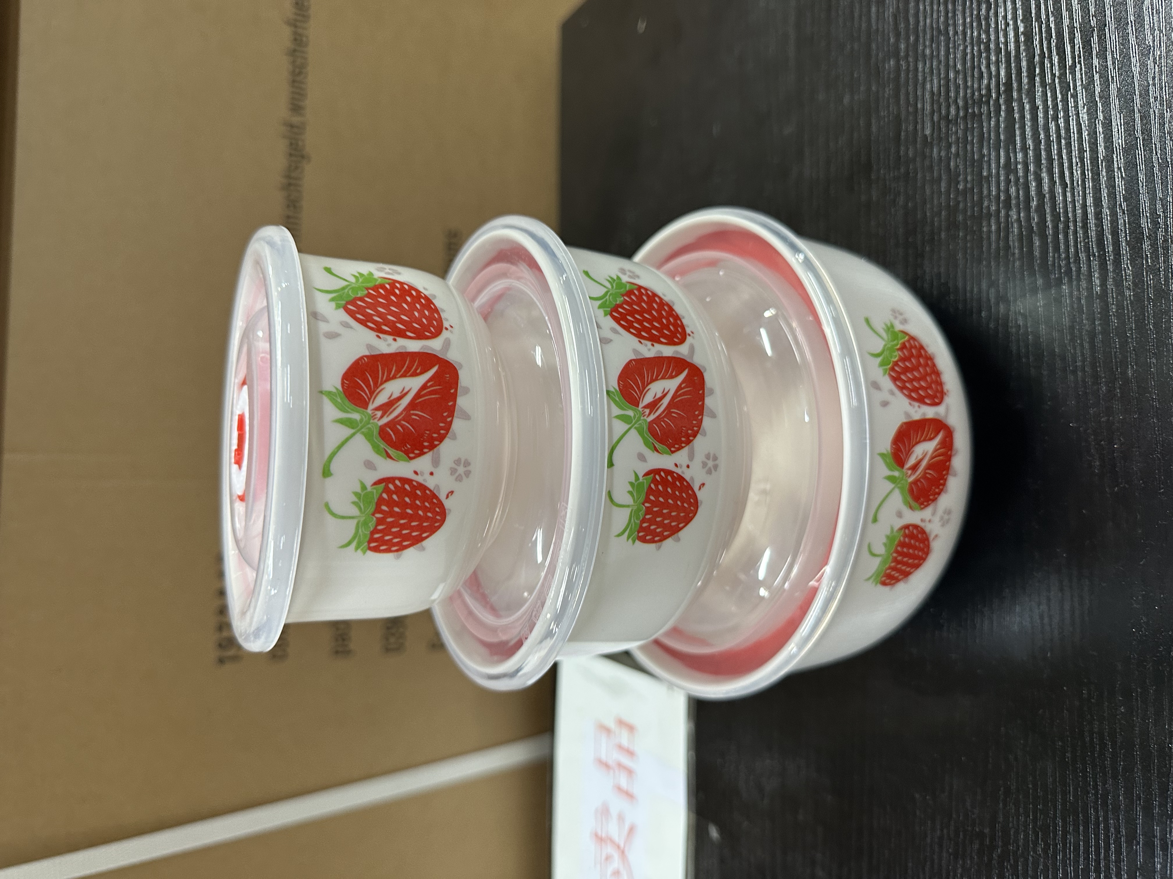 柒柒草莓碗密封碗保鲜碗渠道1