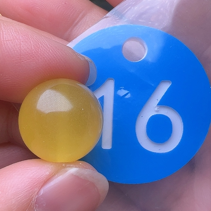 蜜蜡裸石未镶嵌金沙15m m