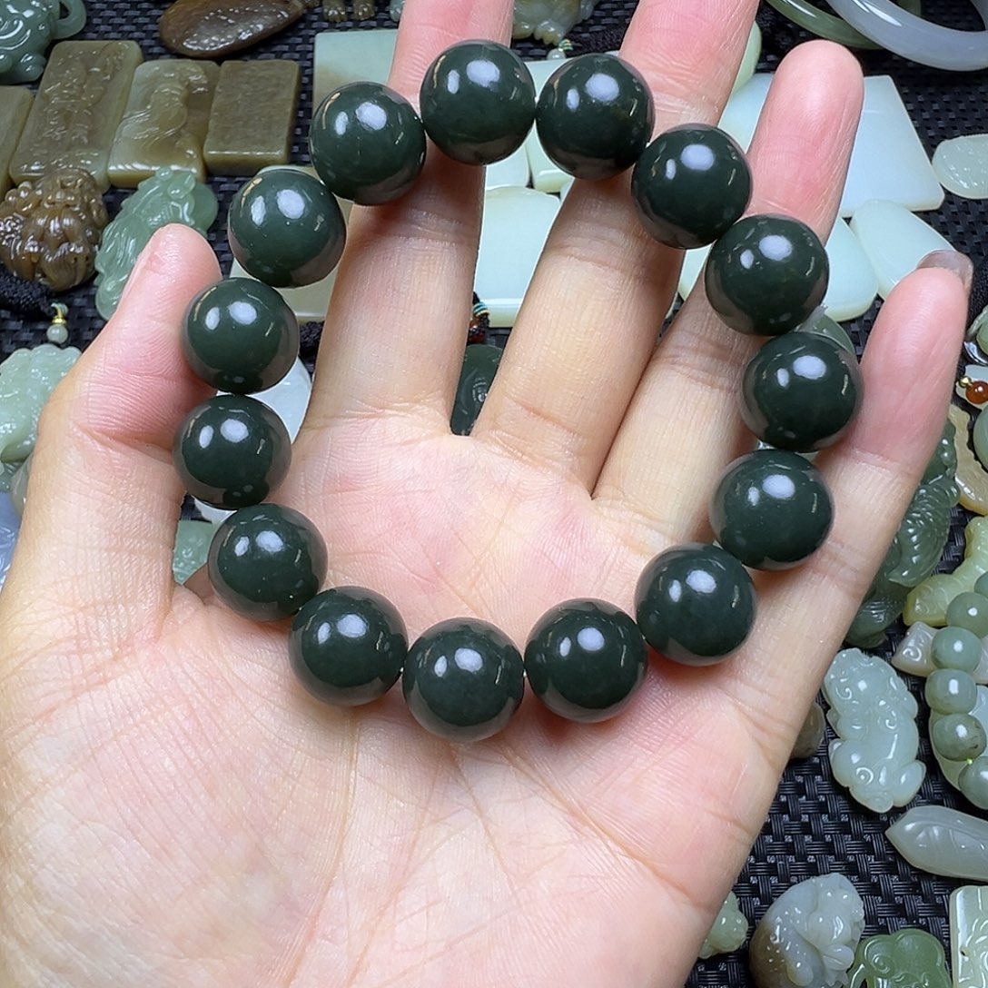 和田玉未镶嵌吊坠(不含链)