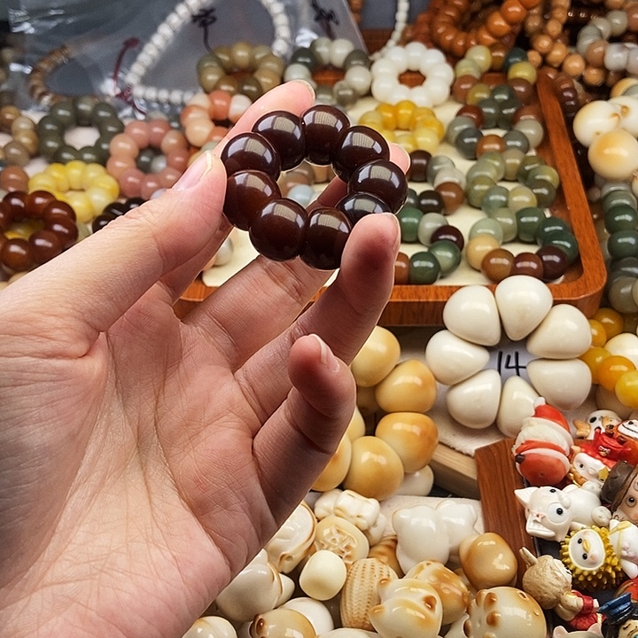 ****璐吊坠菩提根/象牙果11