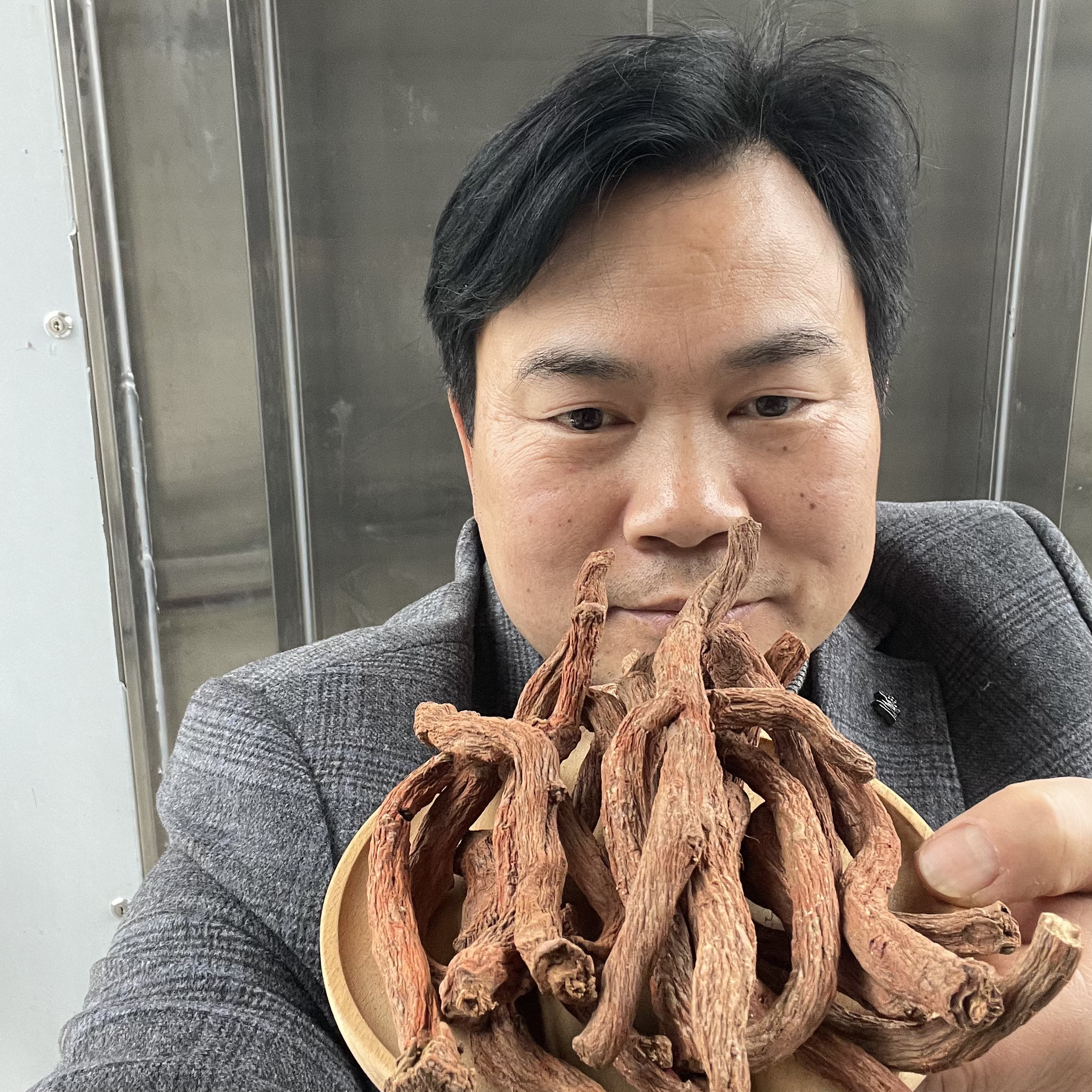 四川中江丹～参根生长年龄足好货