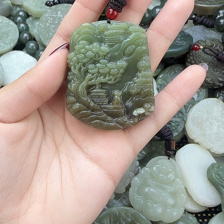 和田玉未镶嵌颈饰