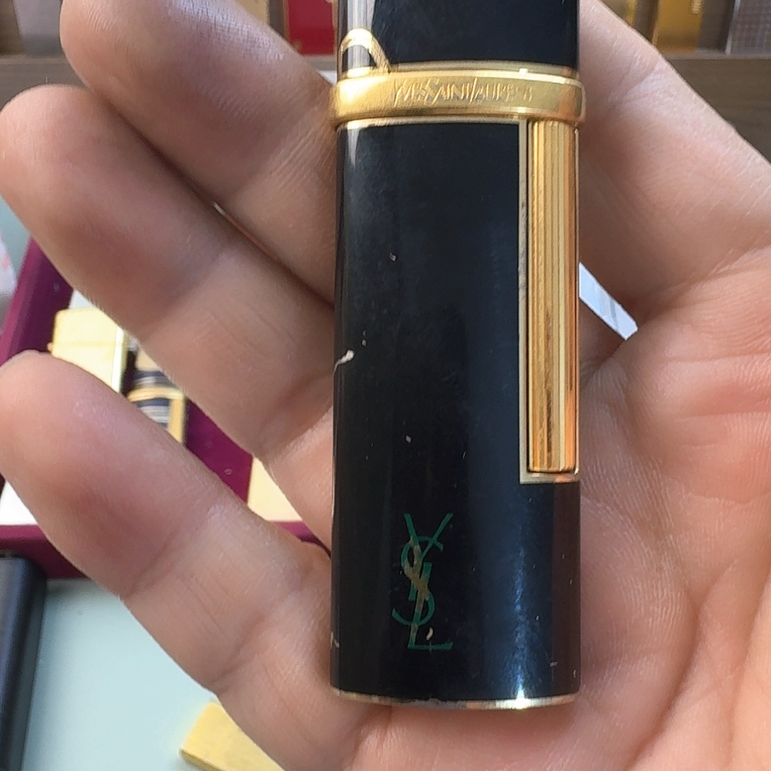 杨树林黑色打火机