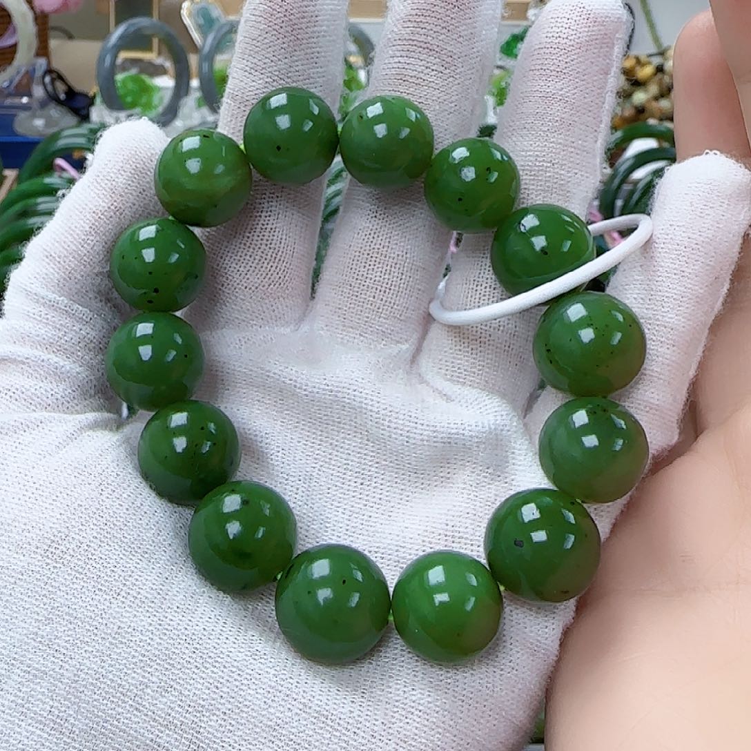 和田玉（碧玉）串珠未镶嵌