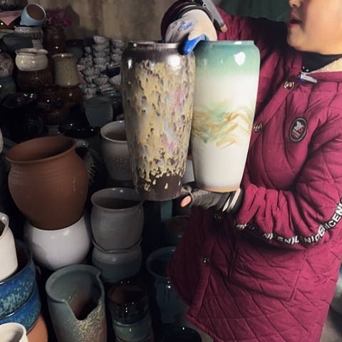 口11高31瑕疵盆子。 