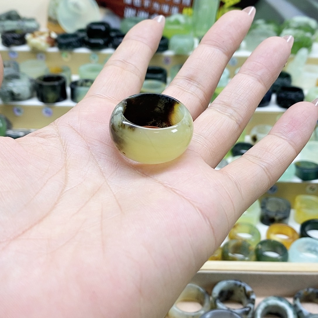 岫玉天然玉石未镶嵌S****子