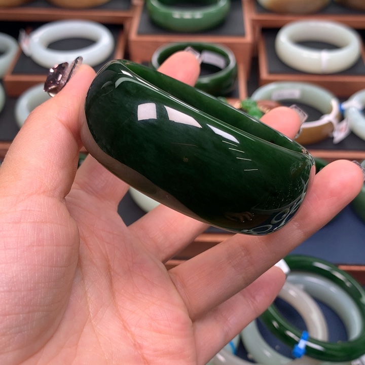 和田玉（碧玉）手镯5859圈口未镶嵌