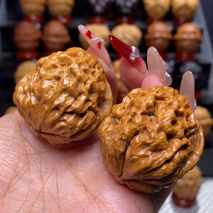 文玩核桃把件龙钾32号