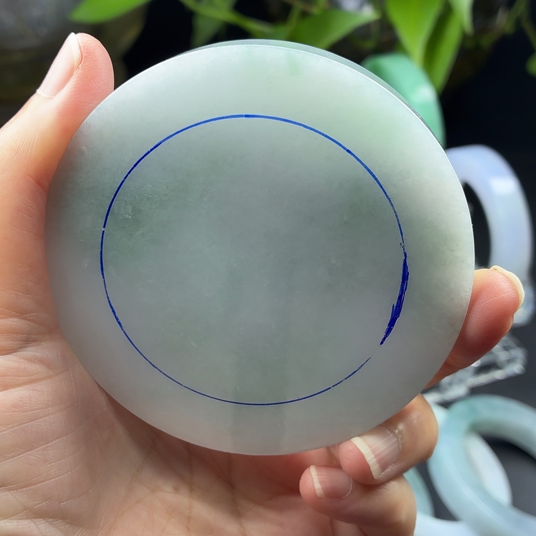 未镶嵌翡翠手镯定制翡翠