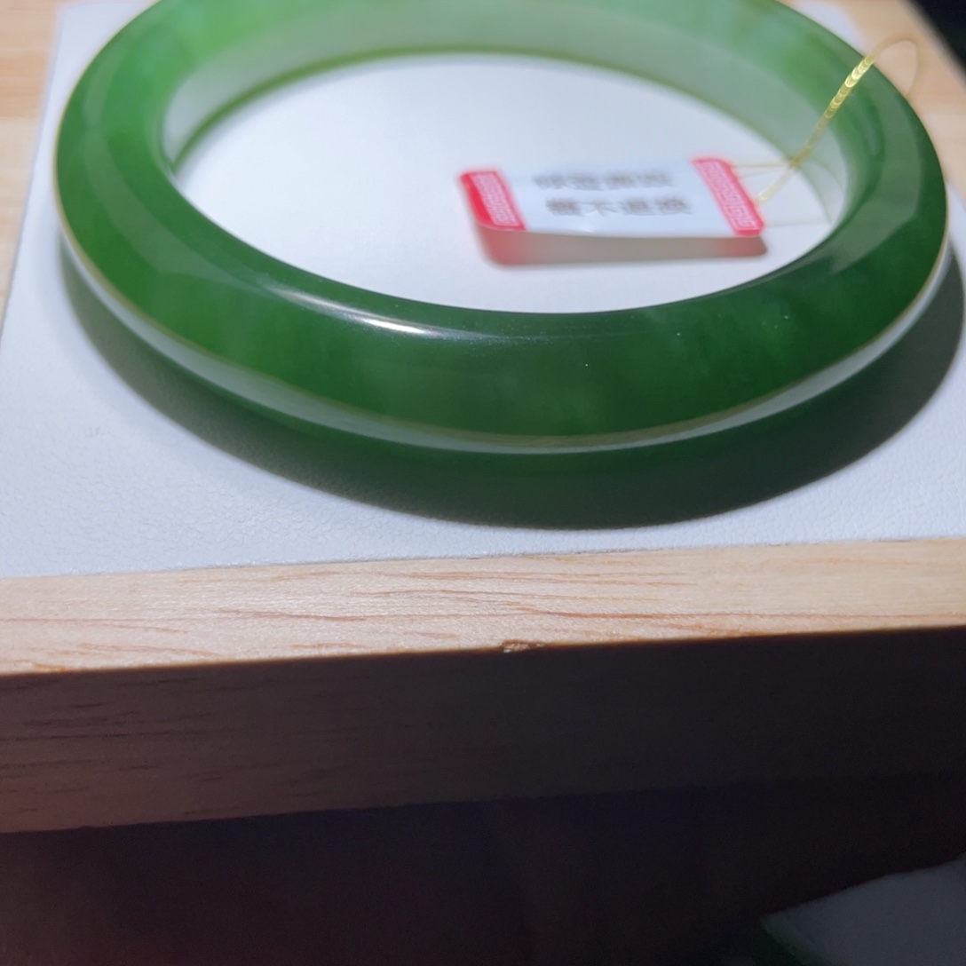 和田玉手镯未镶嵌1****姐