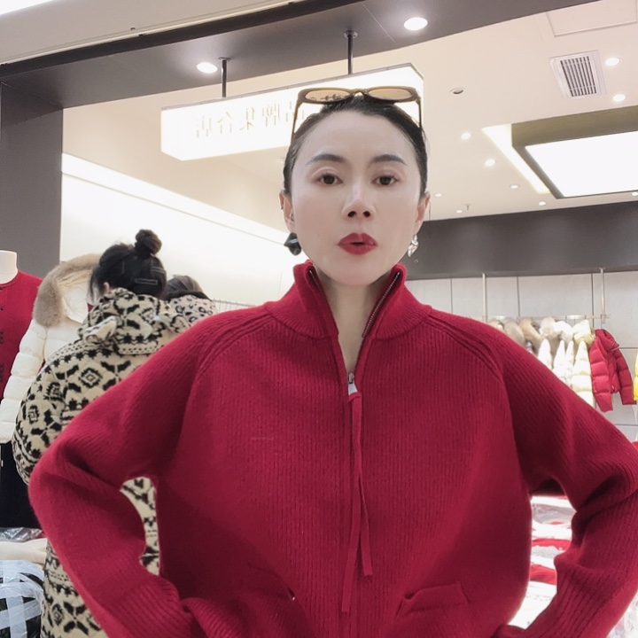 新款年款红色针织毛衣