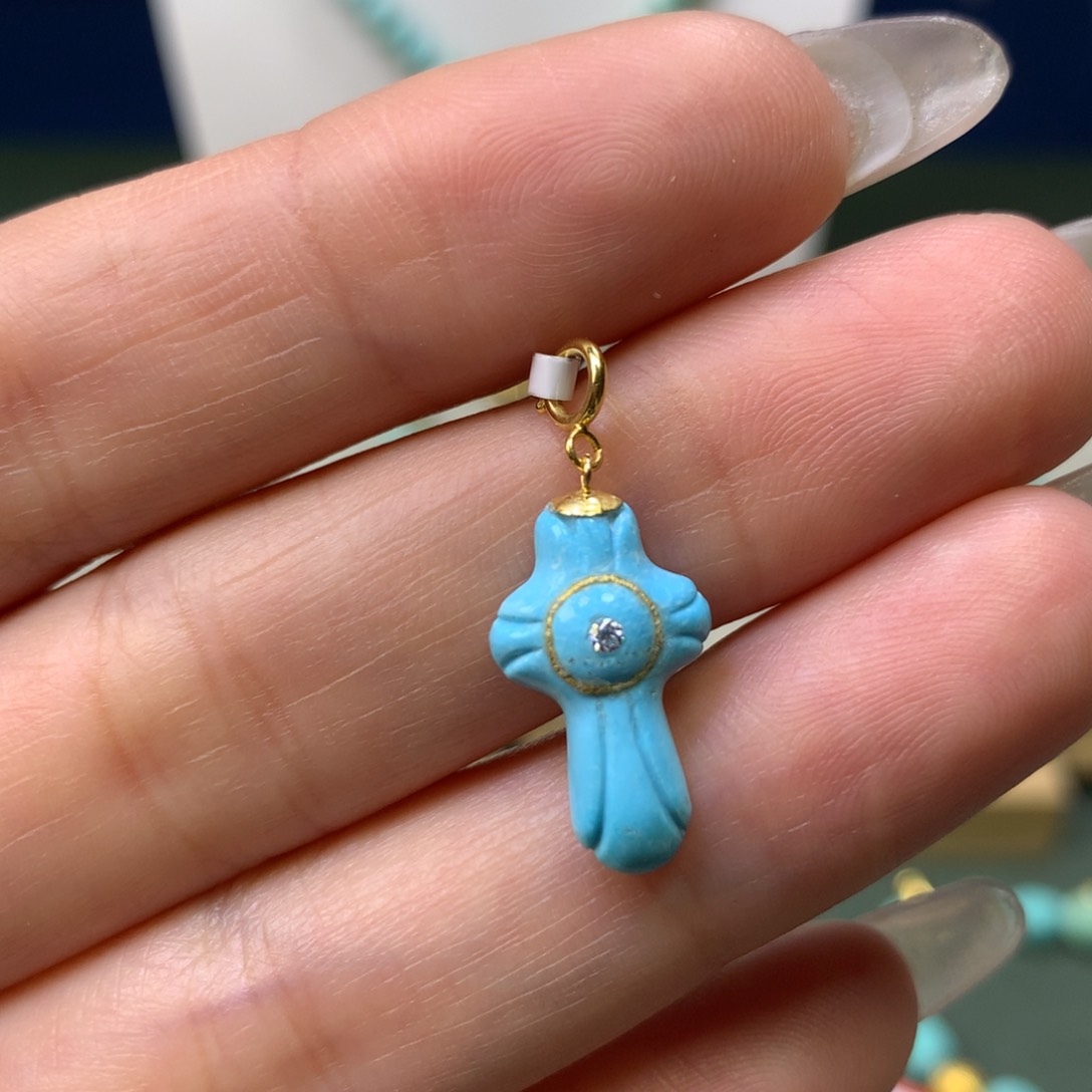 绿松石吊坠18K金镶嵌