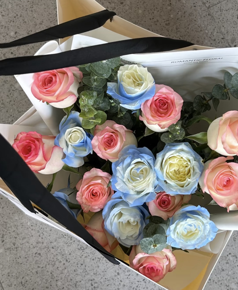 A2【香槟+艾莎+碎冰蓝+紫霞玫瑰鲜花组合】一单包邮-云南基地直发