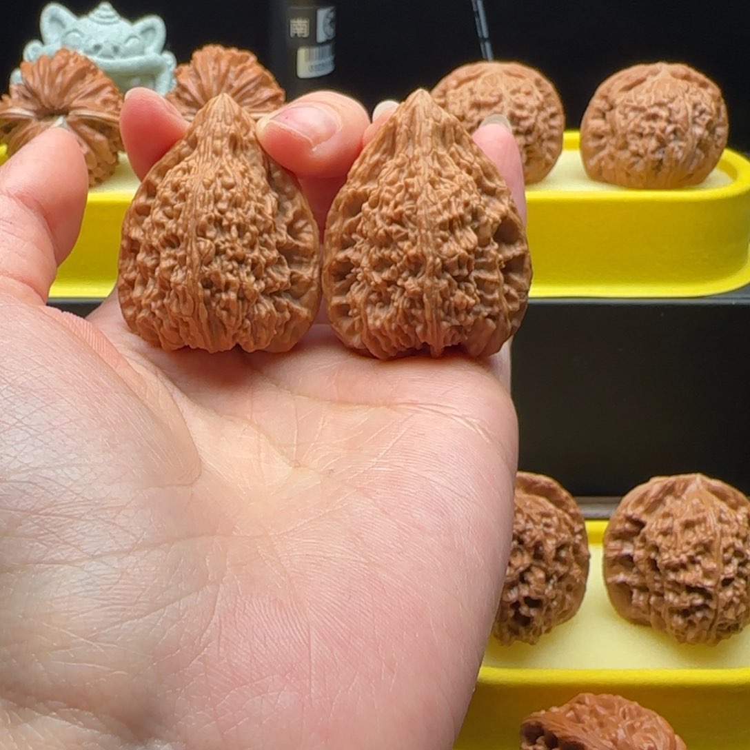 文玩核桃把件34塔尖