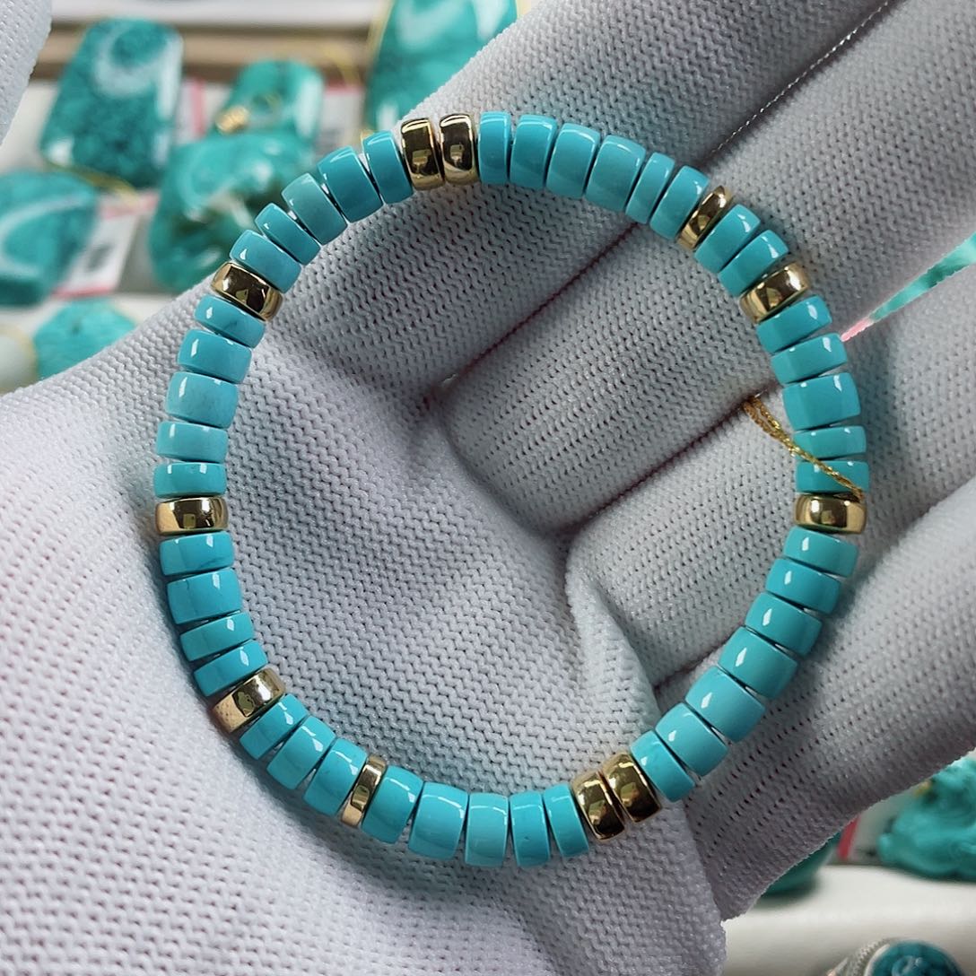 绿松石车挂18K金镶嵌