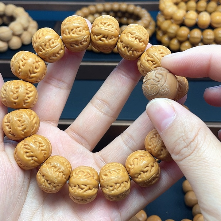 猴头核桃手串猴头