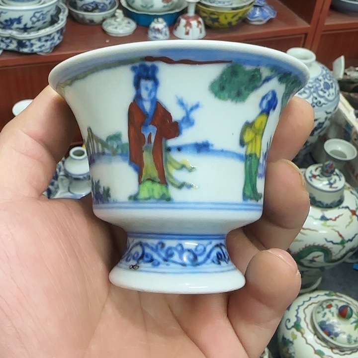 摆件陶瓷纯手工青花斗彩杯子