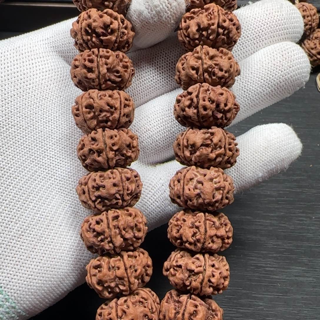 金刚菩提吊坠L*p20+mm天然纽扣