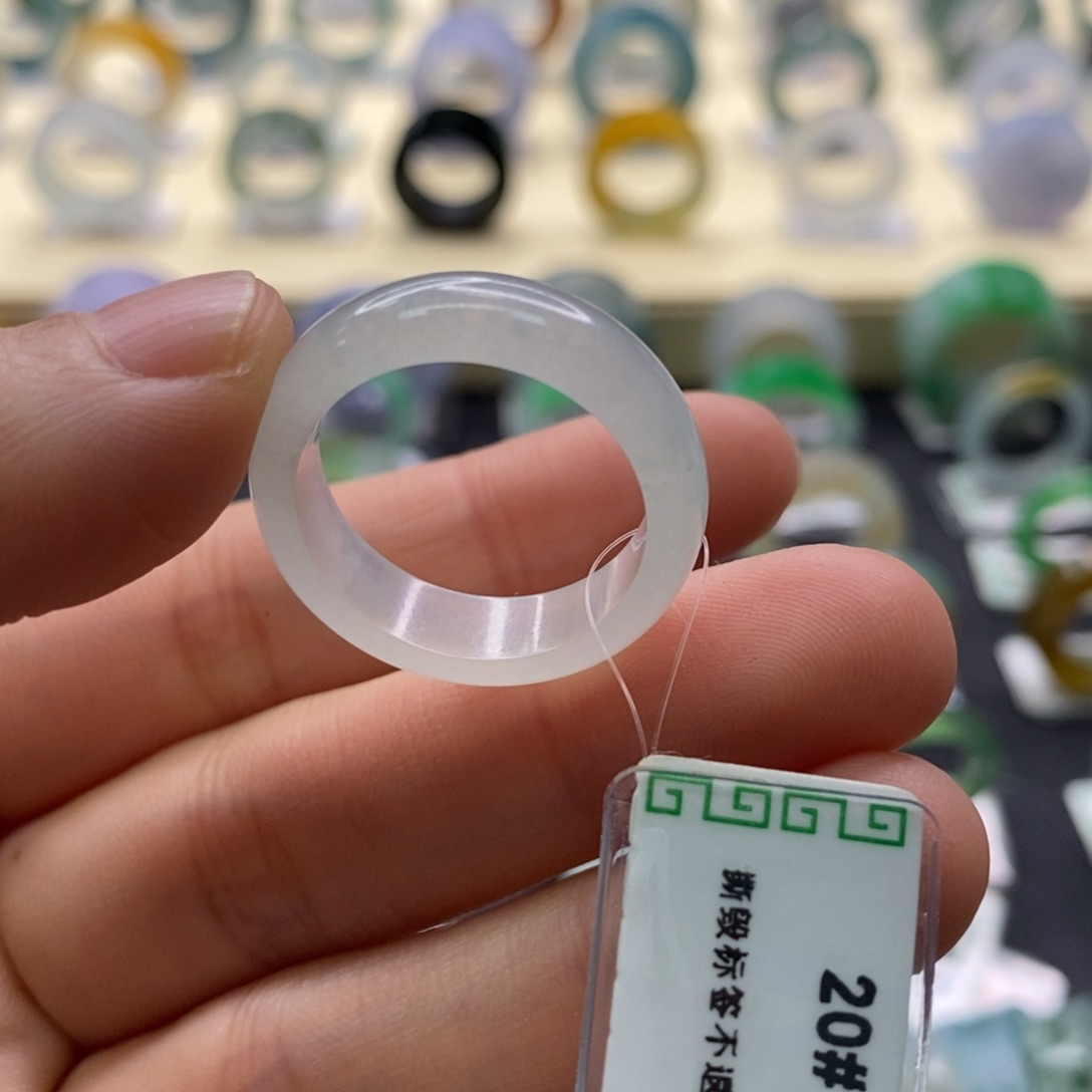 翡翠戒指未镶嵌圈口20+