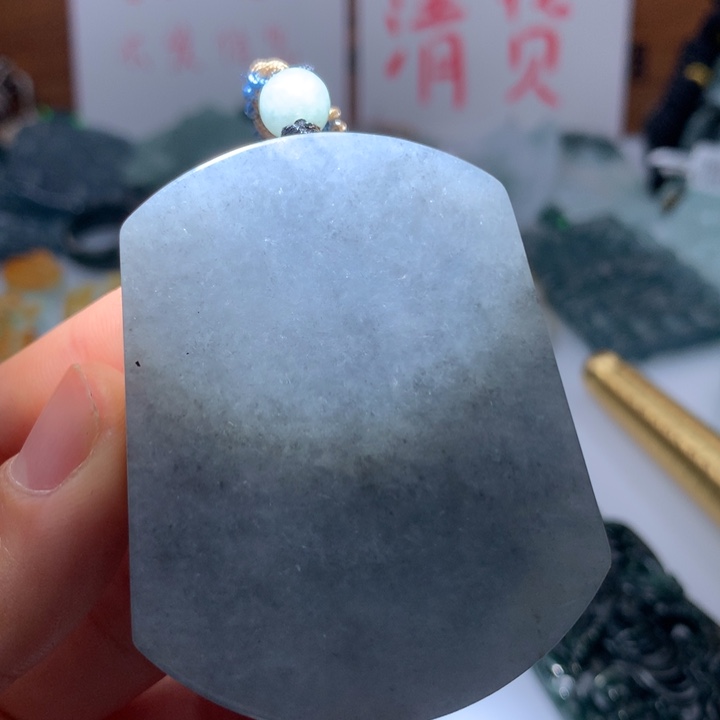 翡翠颈饰未镶嵌保真天然A货翡翠