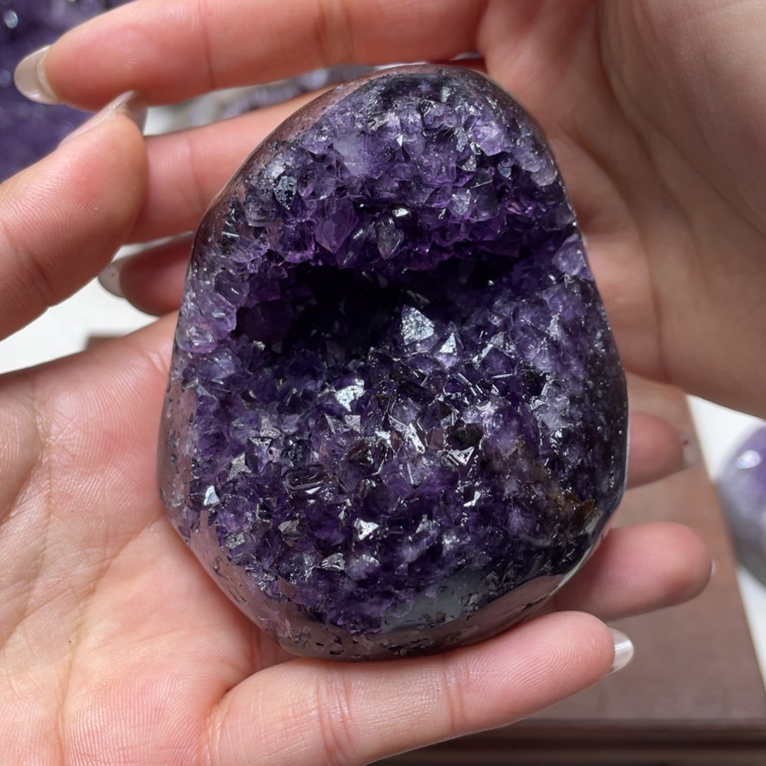 紫晶大型摆件（非配饰）未镶嵌