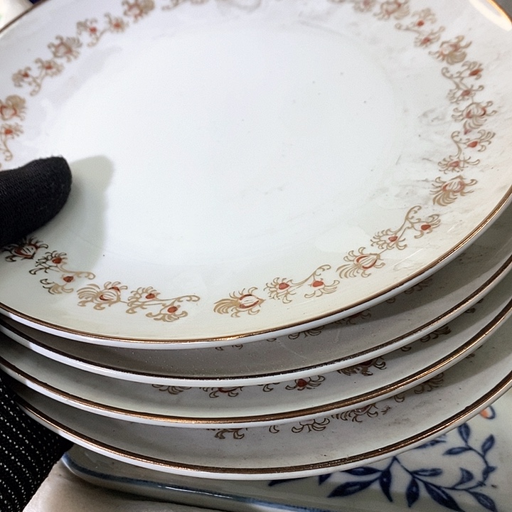 瓷片姝*哈哈哈哈哈哈哈哈哈