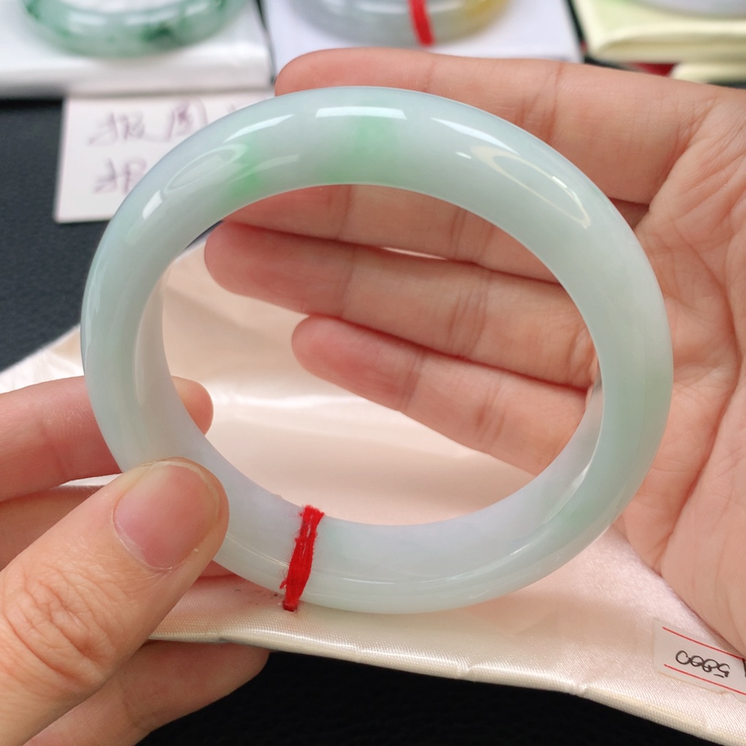 翡翠手镯未镶嵌缅甸57