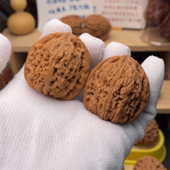 吊坠文玩核桃拉丝高炮37尺