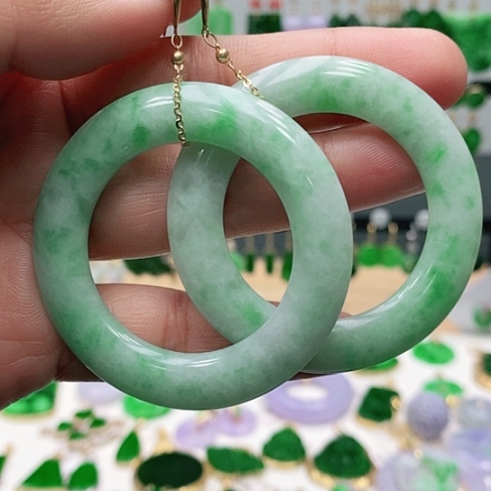 翡翠耳饰18K金镶嵌耳饰