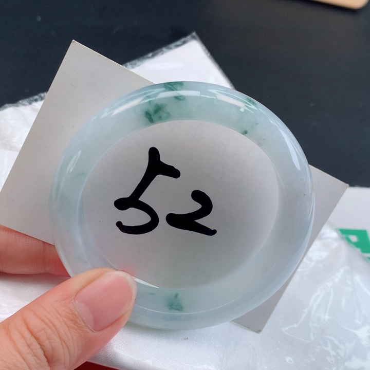 翡翠未镶嵌手镯正