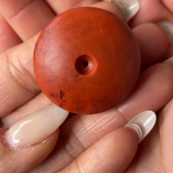 南红玛瑙颈饰未镶嵌