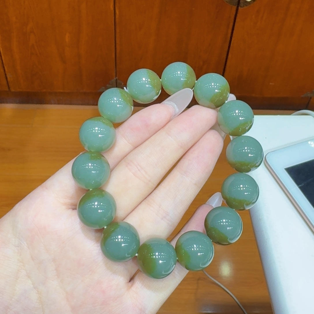 手串未镶嵌和田玉且末聚宝盆