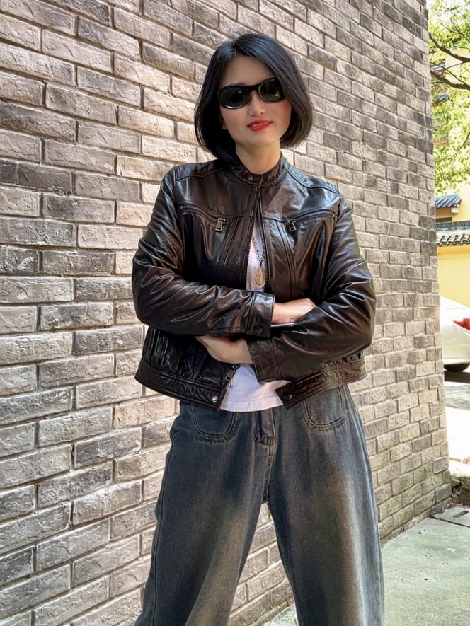 朋克风短款简约显瘦短款牛皮衣上衣修身休闲立领春季秋冬