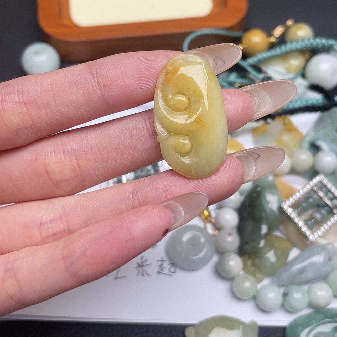 翡翠未镶嵌吊坠(不含链)