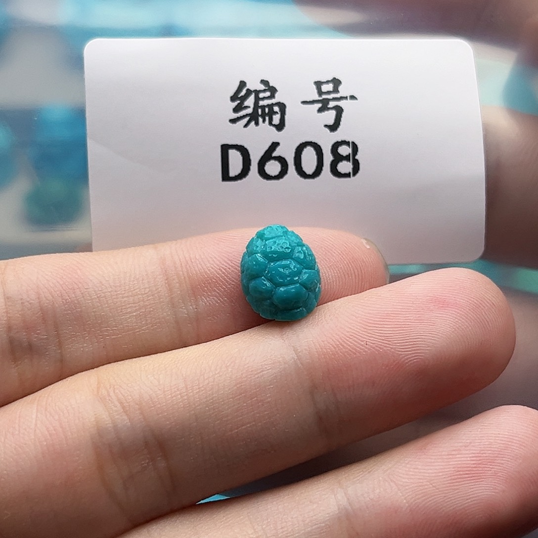 绿松石未镶嵌天然原矿雕刻绿松石