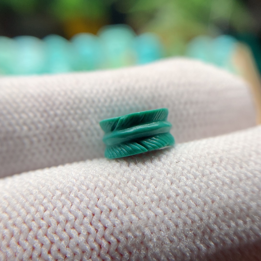 绿松石配饰未镶嵌