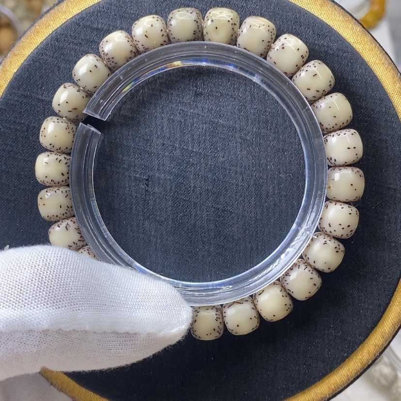 【闪购商品】星月菩提手串通体卡98尺寸