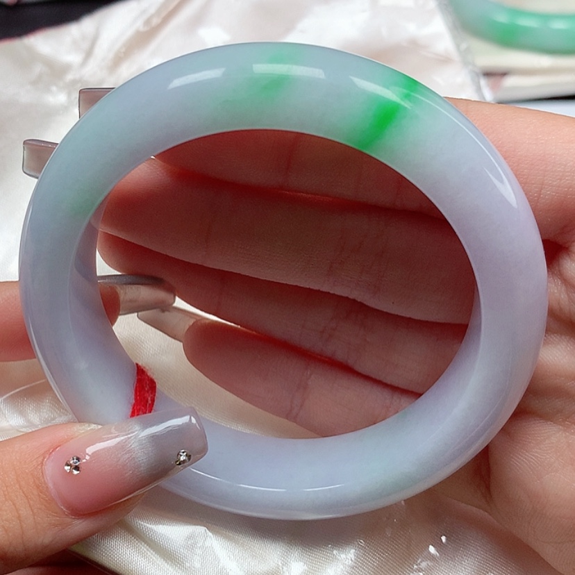 【闪购商品】翡翠手镯未镶嵌57圈