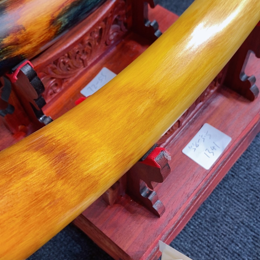 王*栋原皮大摆件工艺品