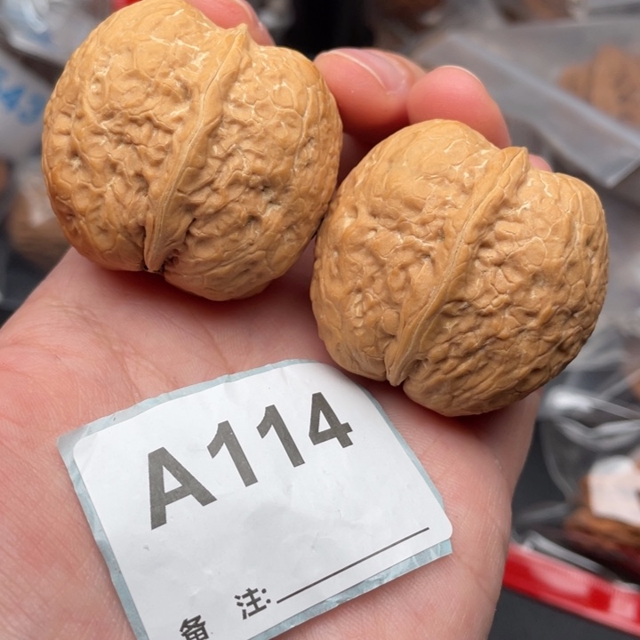 文玩核桃吊坠核桃